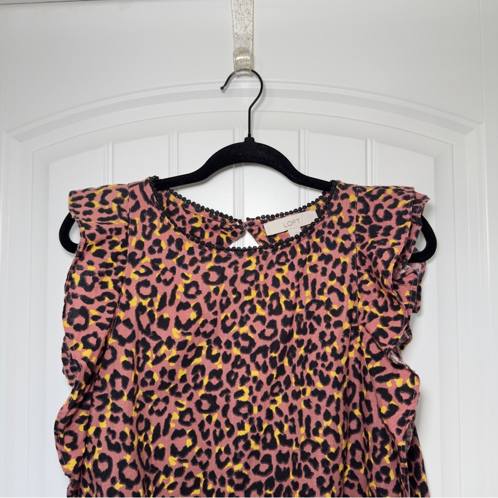 LOFT‎ Large Leopard Print Cutout Back Cotton Ruffle Shell Top - Picture 6 of 10